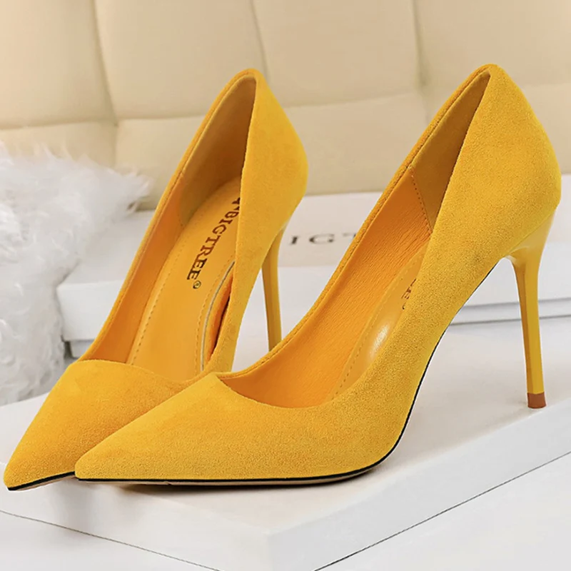 Frauen Zitronengelb Wildleder Stiletto Pumps Dame Elegante Flache Spitz 9 cm High Heels Weibliche Chic Party Cocktail Kleid Schuhe