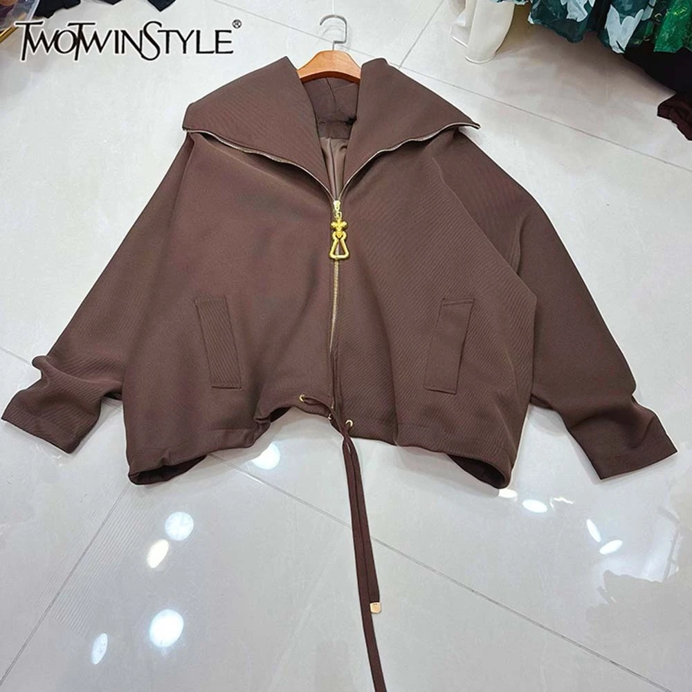 

TWOTWINSTYLE однотонный дизайн Sense свободные куртки для женщин с лацканами и длинными рукавами на молнии повседневная куртка женская мода KJA542480