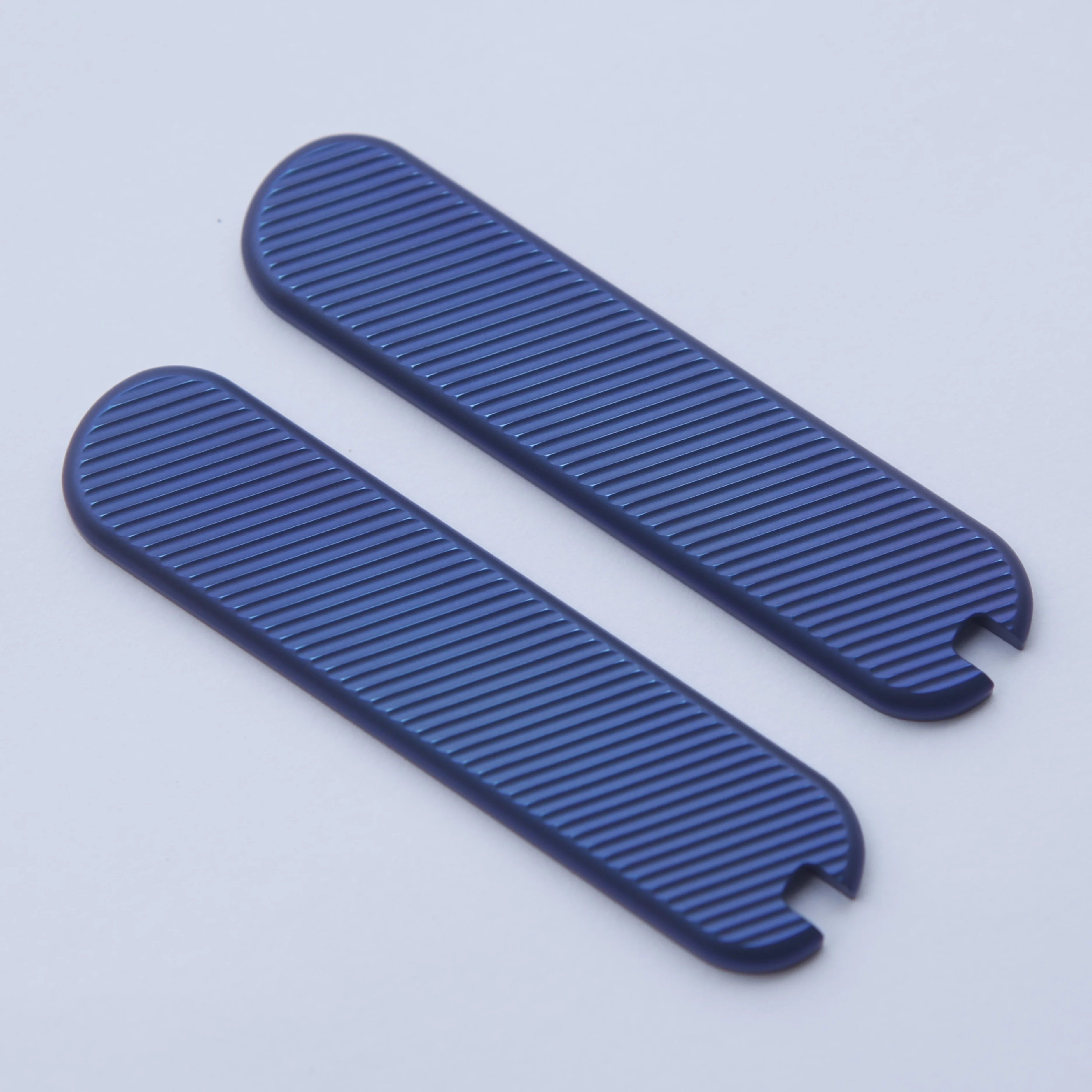 Custom Made 1Pair 4 Types Titanium Alloy Knife Handle Scale Patches for 58mm Victorinox Swiss Army Knives DIY（Excluding knives）
