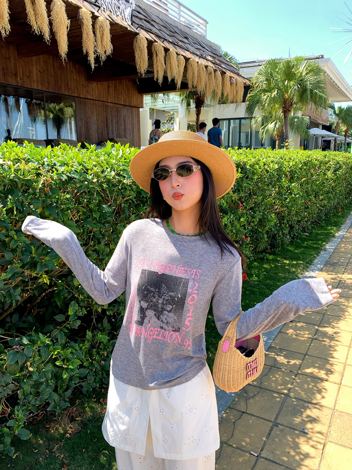 

Дизайнерская футболка с длинным рукавом, универсальная, свободного кроя, вязаная, для повседневной носки на улице весной