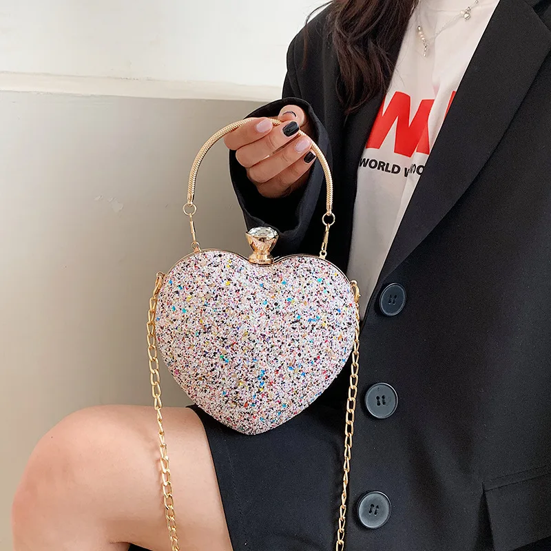 Luxury Ladies Heart Shape Evening Shining Clutch Bag Fashion Sequin Women Mini Bridal Wedding Party Purses Chain Bag Sac A Main