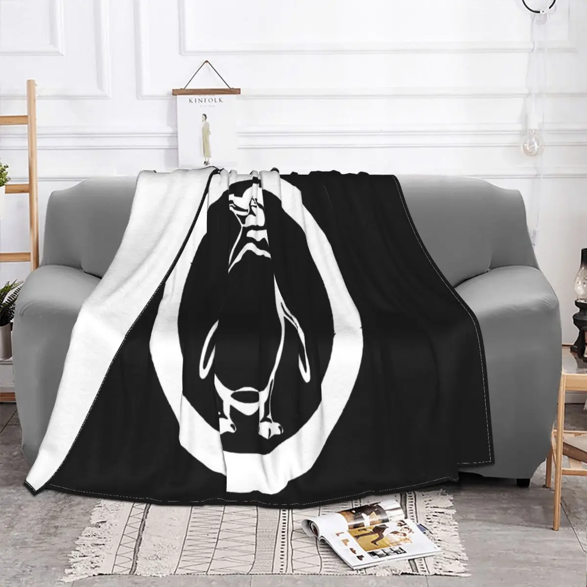 Penguin Logo Women Newest Natural Original Womens Movie Man 2021 Latest Crewneck Summer Style Throw Blanket