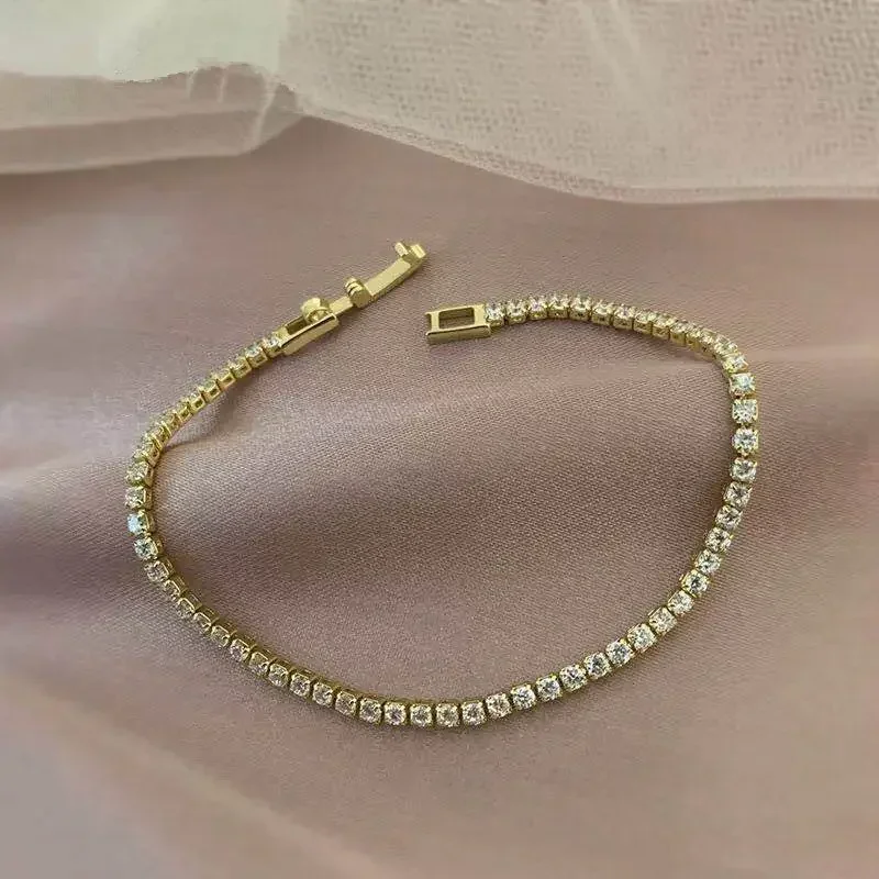   سوار الزركون المكعب من الفضة عيار 925 للنساء