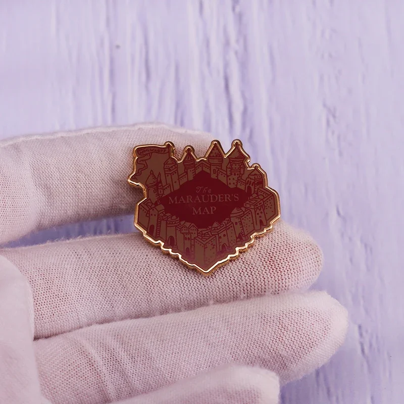 H-Potter Marauder's Map Enamel Pin Hogwartsss-School Brooch Wizarding World Badge Classic Movie Fans Flair Addition