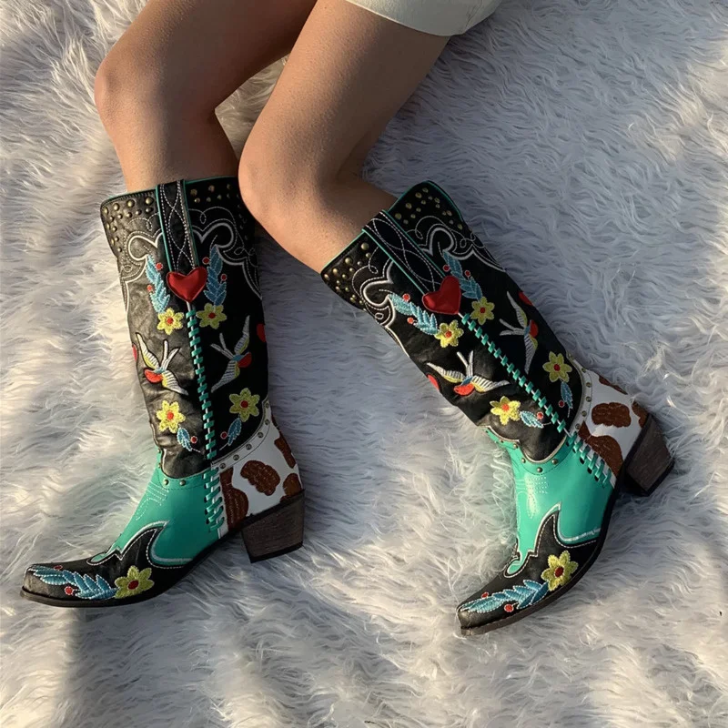 2023 Winter Blue Western Cowboy Boots Women Shoes Thick Heels Pointed Toe Embroidered Mid Calf Boots Fashion Cowgirl Booties