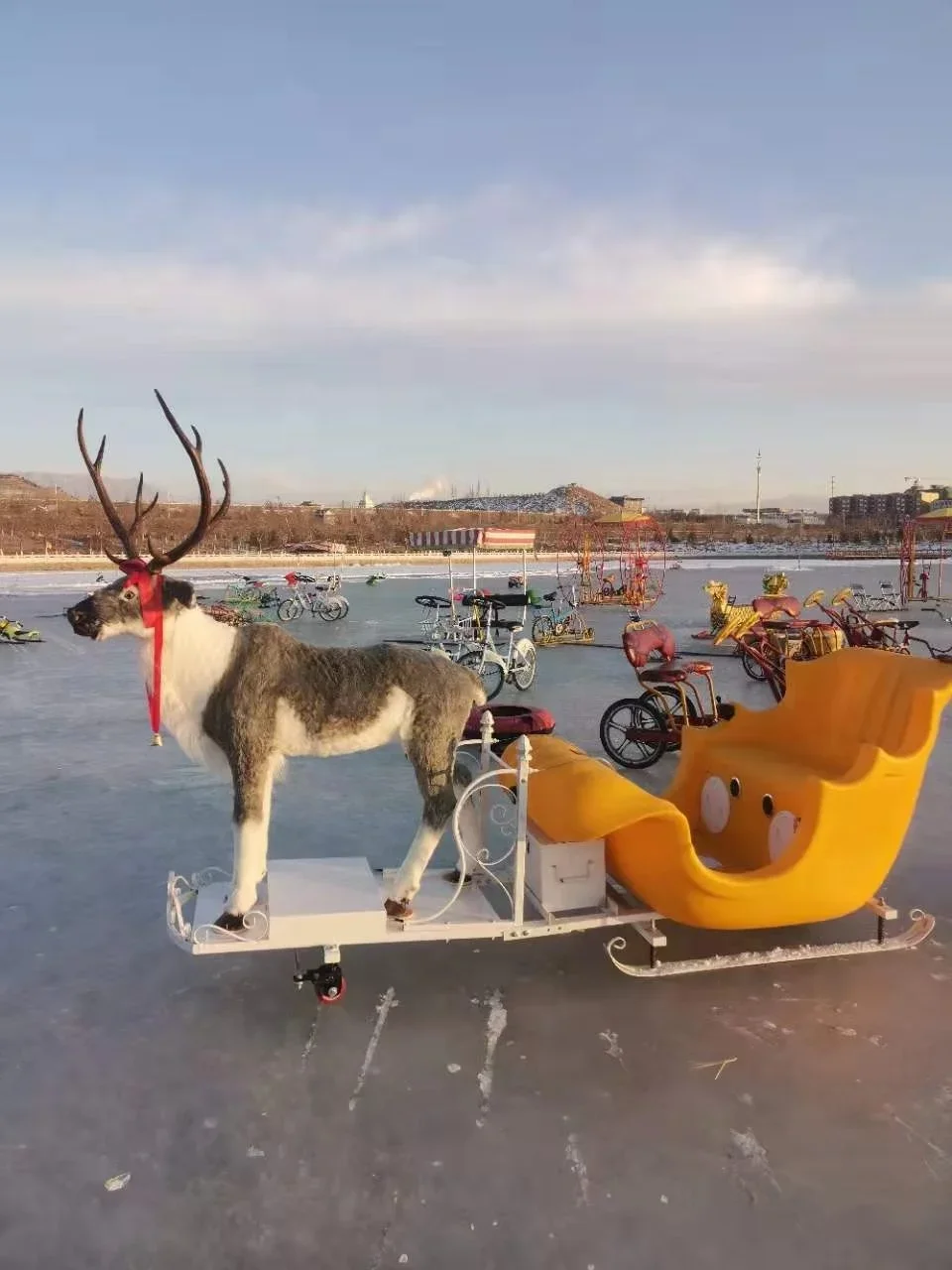 Winter Ice Electric Car Moose Sled Pulling Sledge