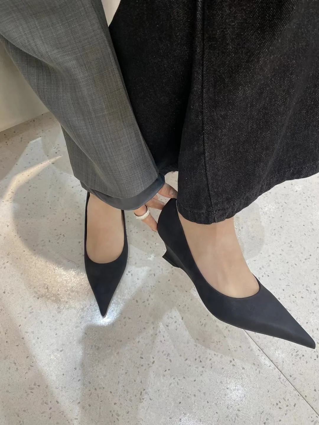 Pointed Toe Women Pumps 2024 New Arrivals Fashion Office Pumps Wedge High Heels Mixed Color Dress Shoes Woman Sexy Size 35-39