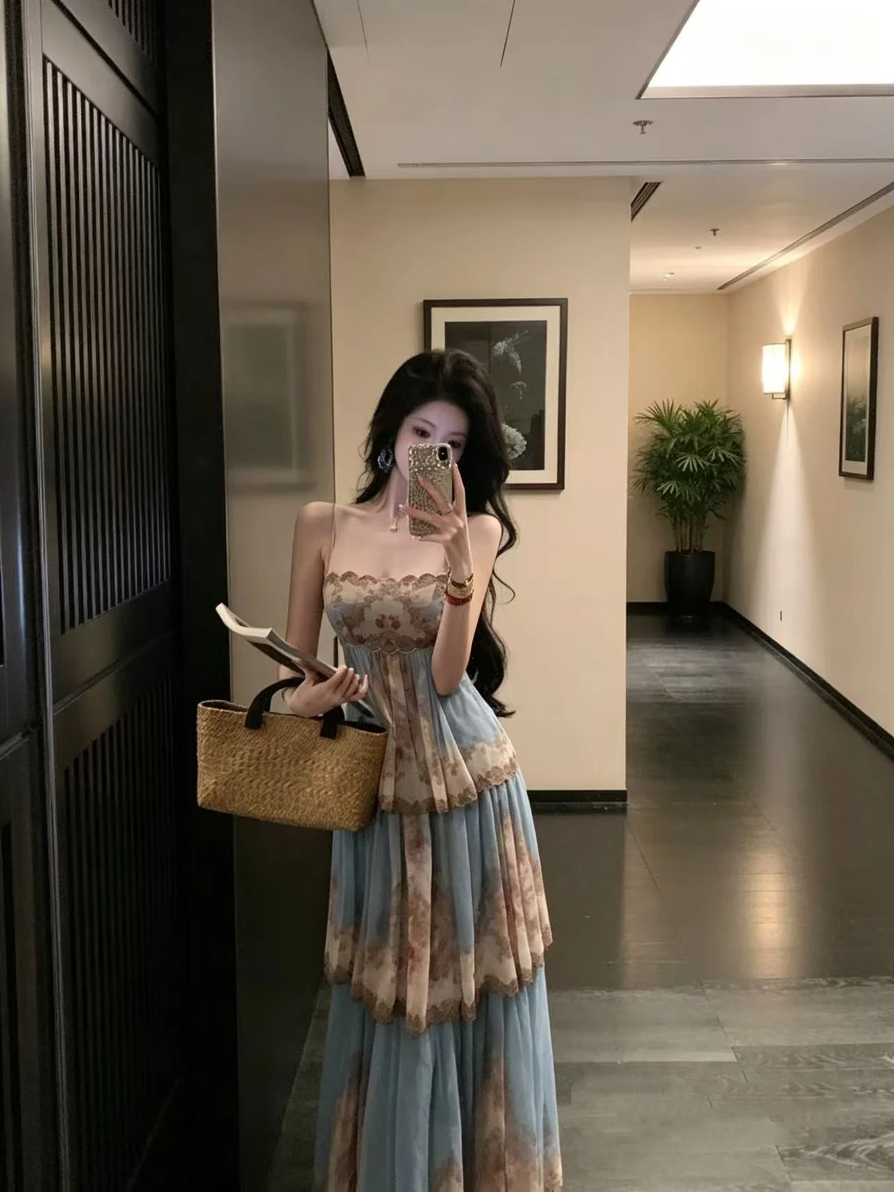 

Beach Vacation Style Strap Dress Women's New Design Summer Floral Print Cake Skirt Layered Long Dress Polyester Fabric A-Line