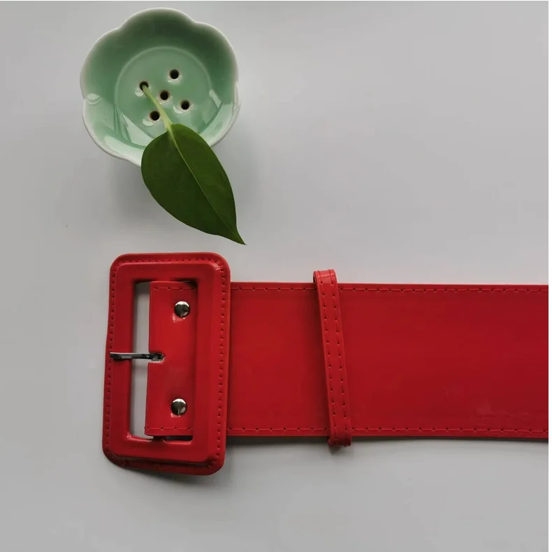 7,5 cm breiter Damen-Gürtel, superdekorativ, schlicht, passend zu allen Farben, gelb, weiß, schwarz, Mantel, Daunenjacke, Taillengürtel, glänzendes PU-Leder – Detail 2
