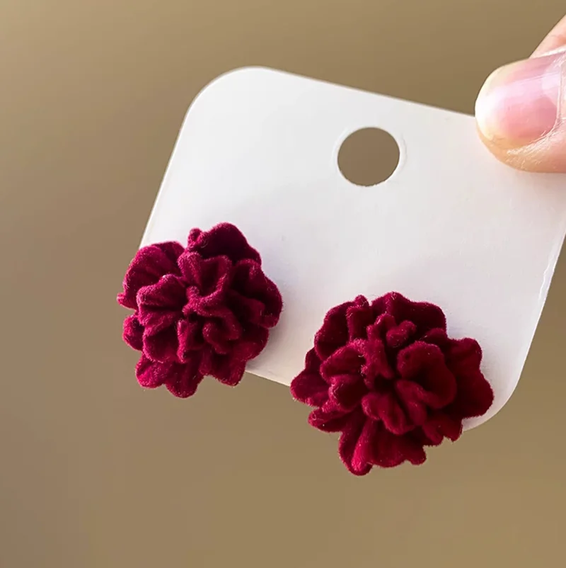 

Temperament Winered Flocking Camellia Flower Stud Geometry Red Earring Jewelry Christmas Girl Friend Gift