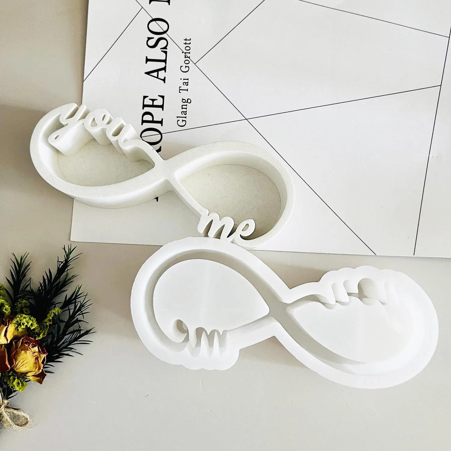 DIY Eternal Love Candle Cup Silicone Mold You and Me Storage Box Flower Pot Candle Holder Plaster Drop Glue Mold Creative Decor