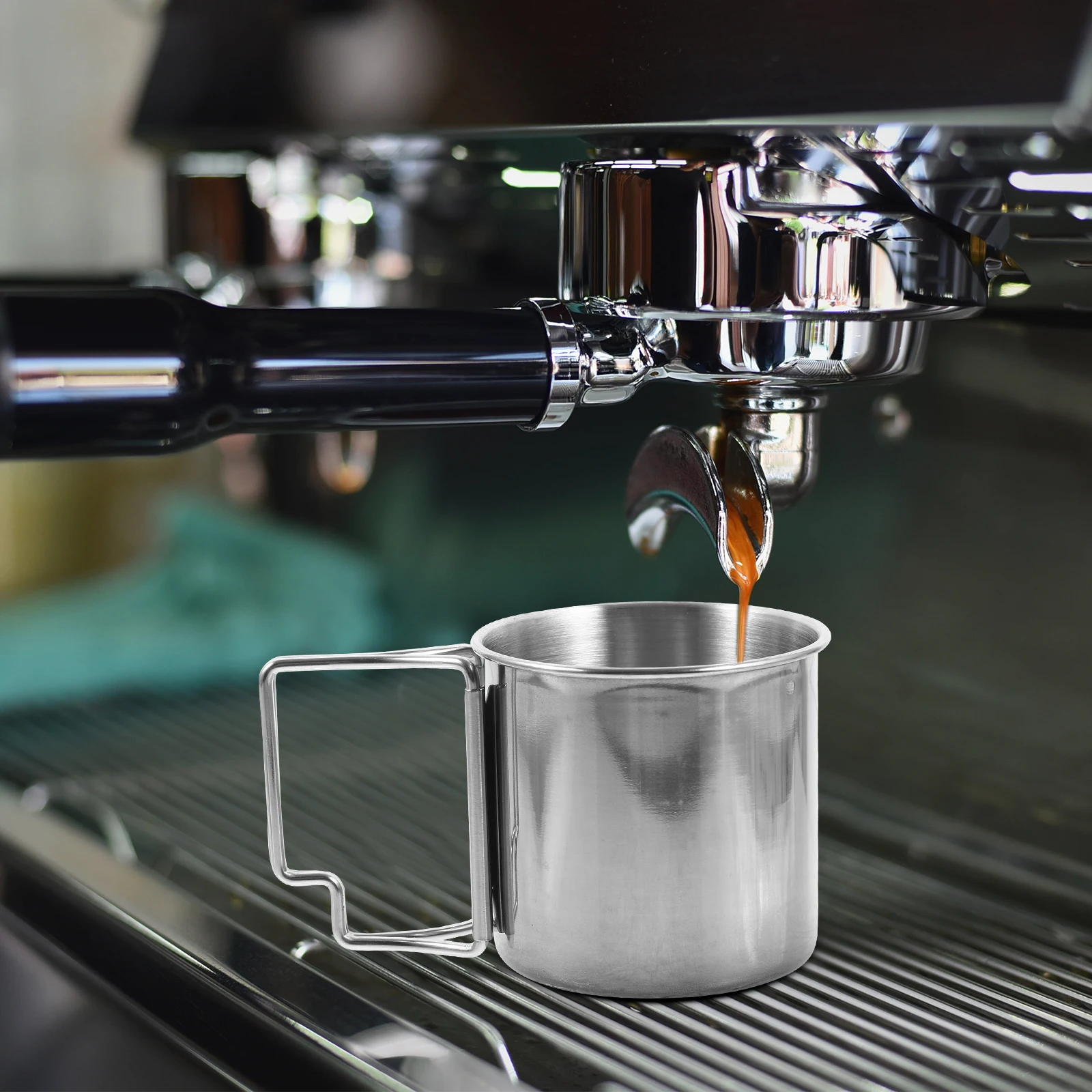 

Stainless Steel Outdoor Water Cup 7cm Single Layer Folding Handle Coffee Beer Mug Portable Camping Drink Bottle