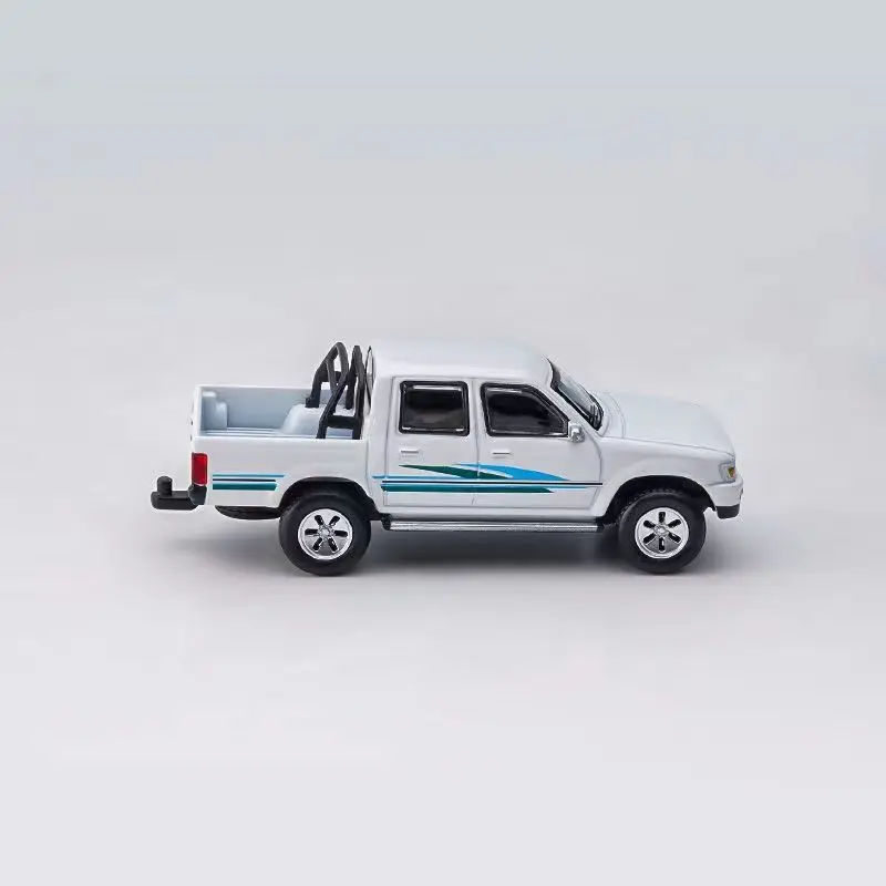 1/64 Toyotas Hilux Alloy Pickup Car Model Diecast Metal Off-road Vehicle Car Model High Simulation Miniature Scale Kids Toy Gift