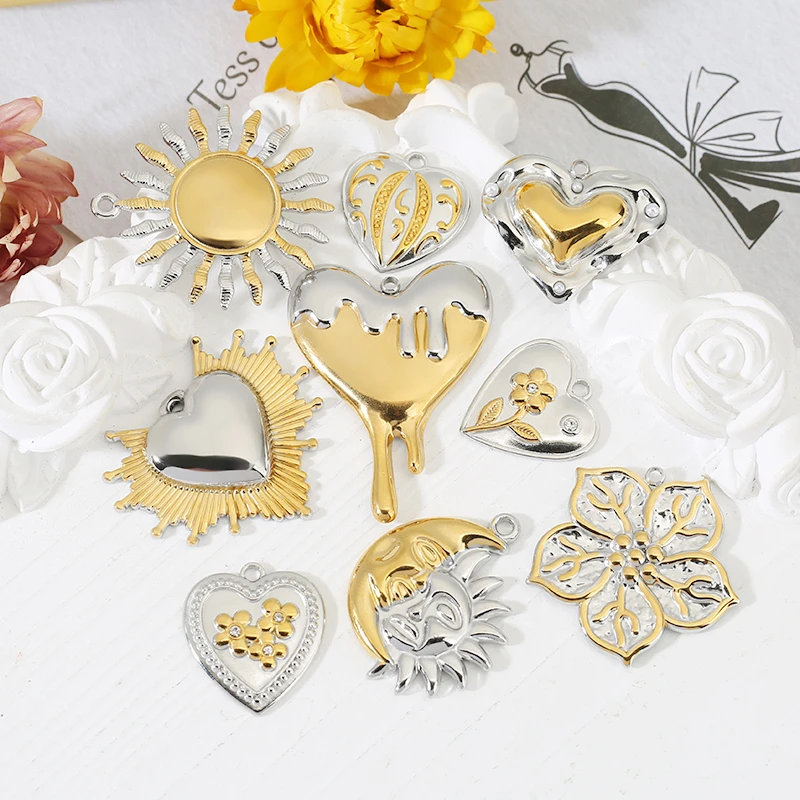 

3pcs Stainless Steel Gold Heart Flower Sun Smiling Face Large Charms Pendant for DIY Jewelry Making Earring Necklace Accessories
