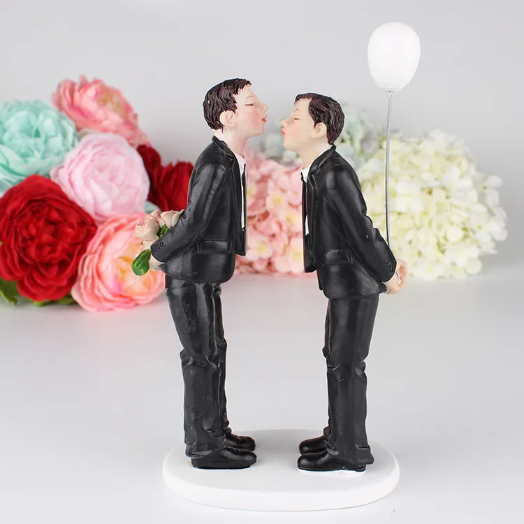 Gay Wedding Cakes Toppers Couple Figurine Cakes Toppers Wedding Collectibles Romance Gay Figurine Groom Groom Cake Decor