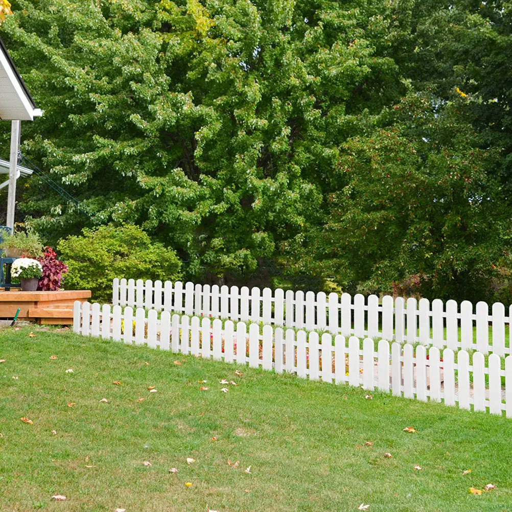 

8pcs White Plastic Garden Fence Decorative Border Sturdy Lightweight Foldable Edging Barrier for Lawn Flowerbed Path Driveway