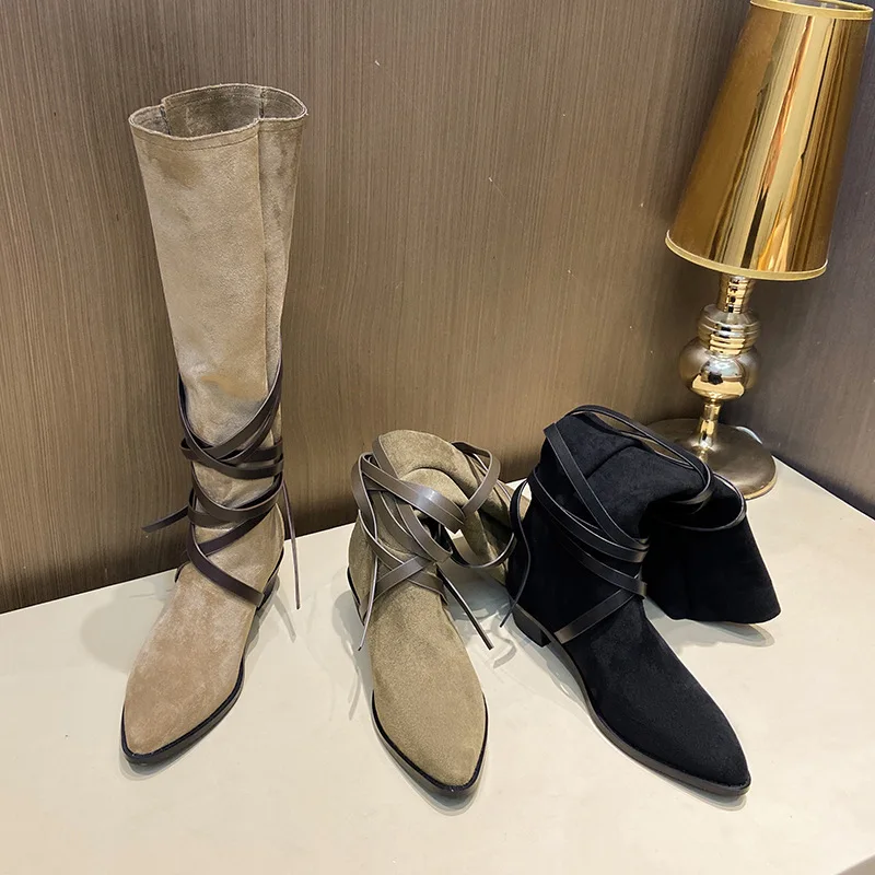 Matowe Skórzane Gotyckie Kowbojki Damskie Moda Jesień Nowy Styl Szpiczasty Nosek Sznurowane Retro Botki na Płaskim Obcasie