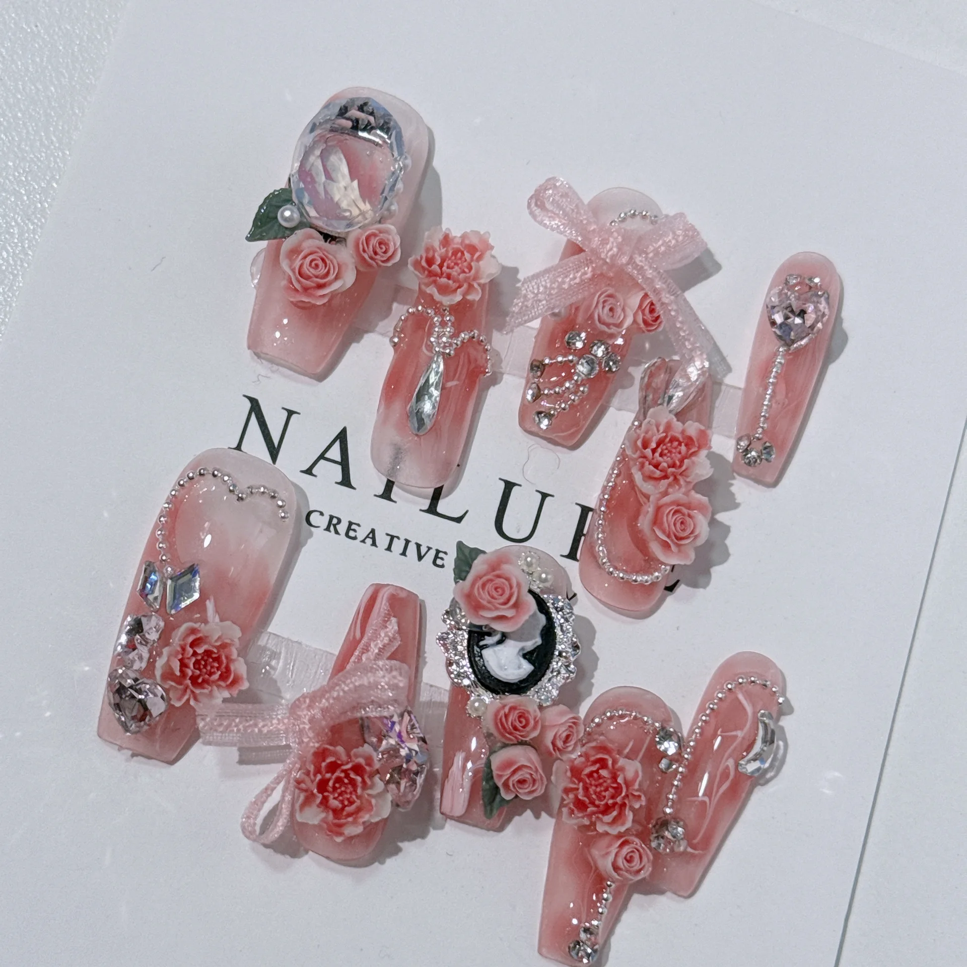 Manicure Retro Flowers Beautiful Temperament Halo Dye Nail Wear Nail Patch