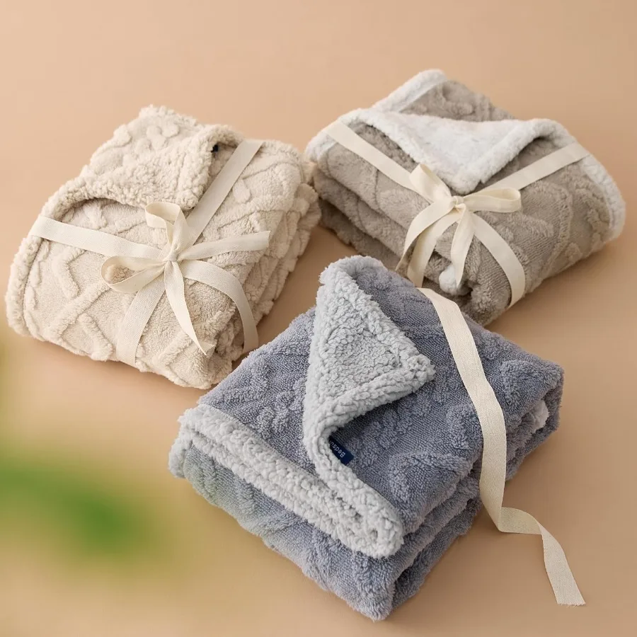 Bedsure مقاوم للماء الكلب البطانيات للكلاب الكبيرة بطانية حيوانات أليفة للأريكة حامي قابل للغسل الجاكار المرجان الصوف القط رمي بطانية