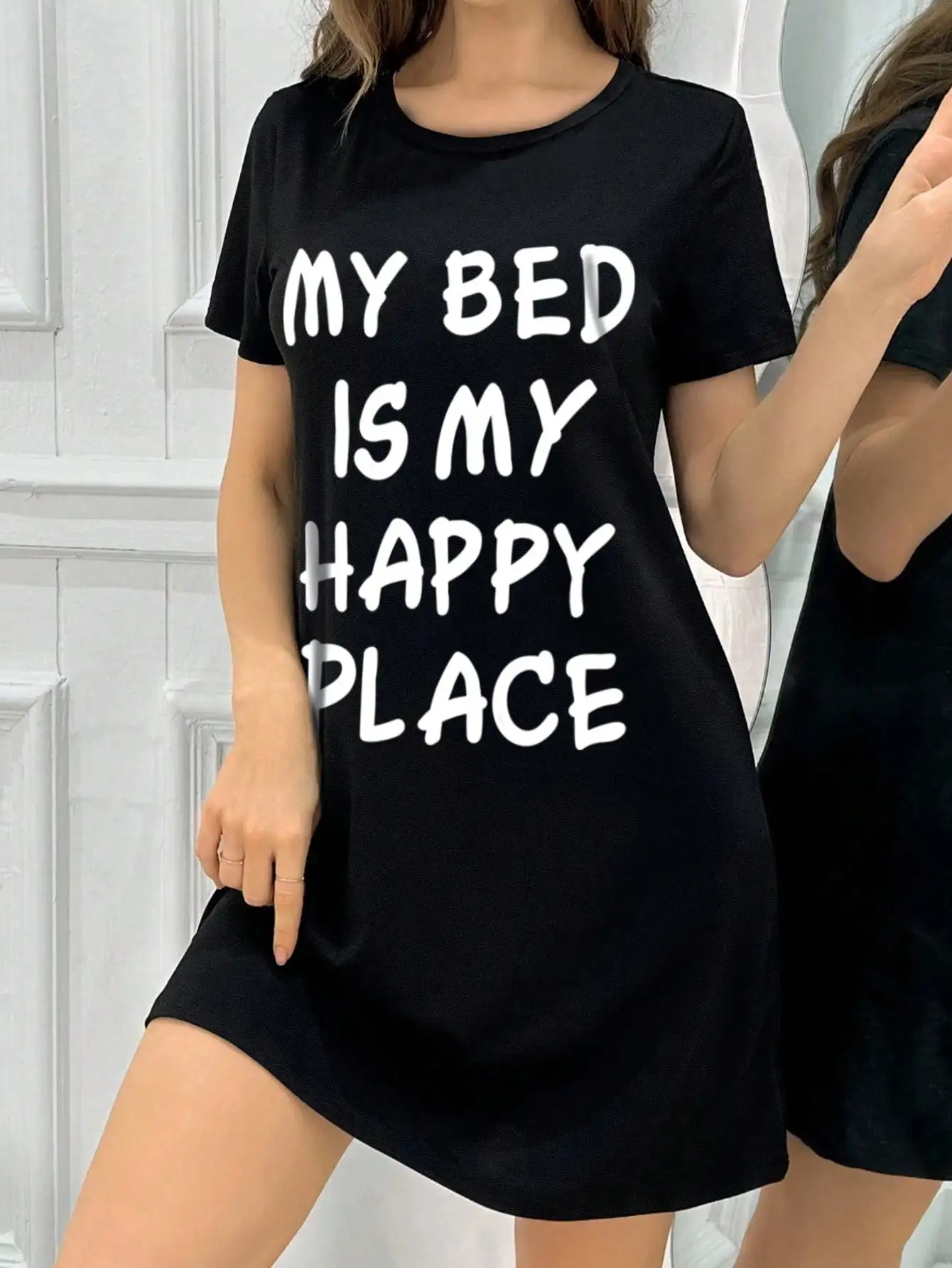 

Women's Short Sleeve Sleep Dress with Bold Slogan Print, Round Neck, Loose Fit for Lounging & Nightwear