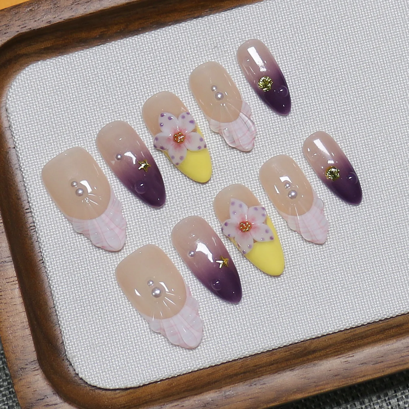 

10 шт., чистый пресс ручной работы для ногтей, доспехи, пляж, выгравированный фиолетовый узор в виде ракушки, миндаль, носимый дизайн ногтей, накладные ногти