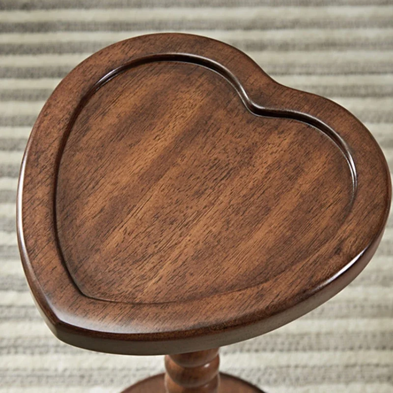 Rubberwood Oval Wine Table Mid-Century Coffee Table Heart-Shaped Bedside Stand Simple Sofa Side Living Room Furniture