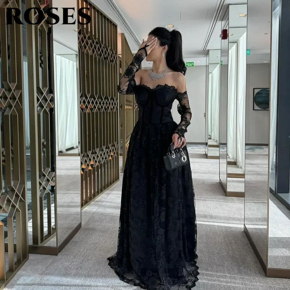

ROSES Черные кружевные элегантные вечерние платья с открытыми плечами Платья знаменитостей А-силуэта Платье для особых случаев со складками по индивидуальному заказу