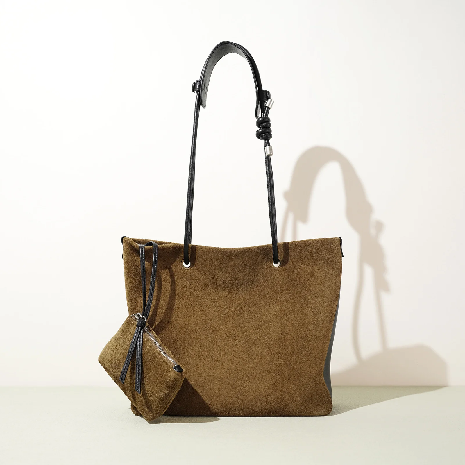 

2025 Autumn Winter Retro Design Leather Tote Women Bag Folded Drawstring Crossbody Bag Suede Shoulder Commuter Bag Small Wallet