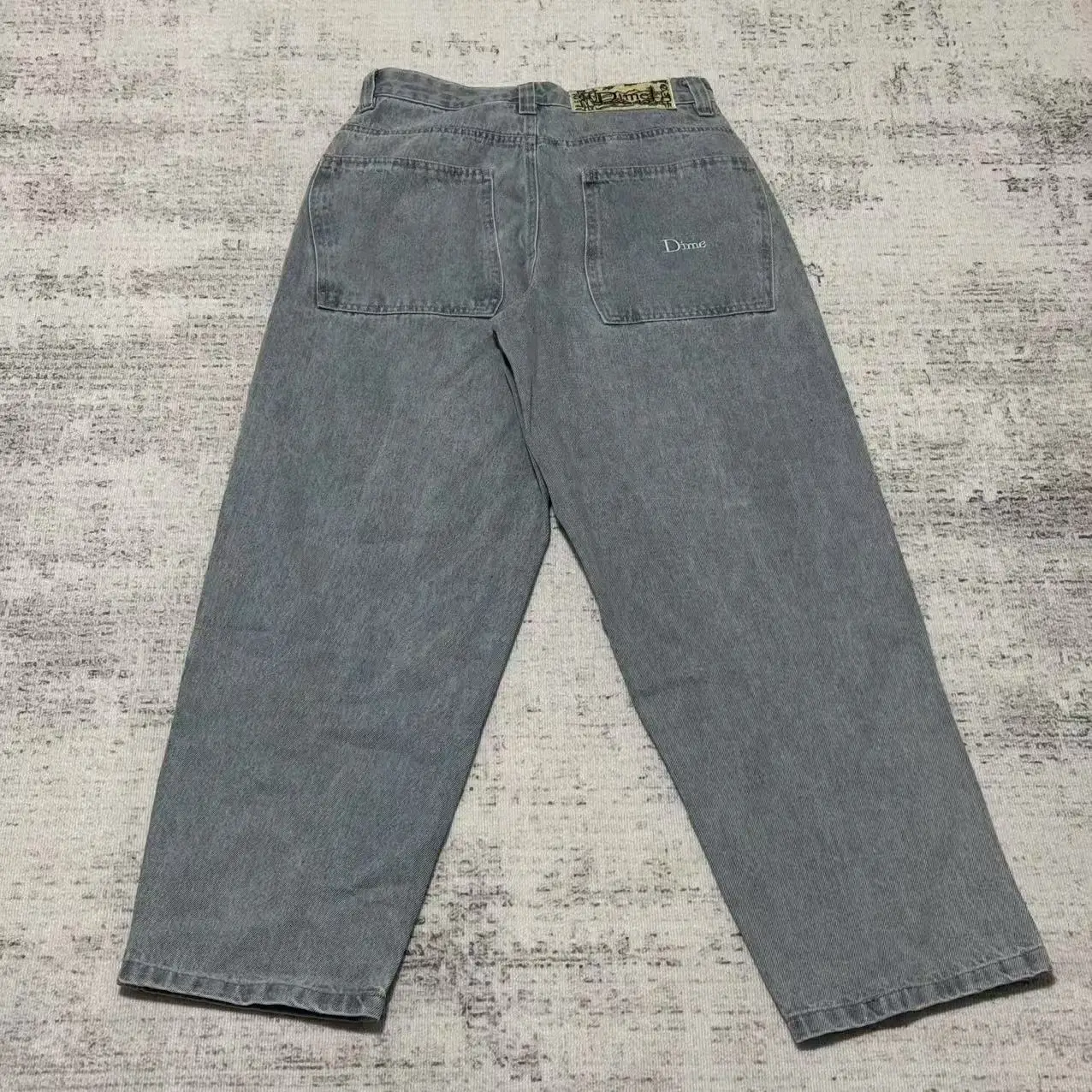 8302