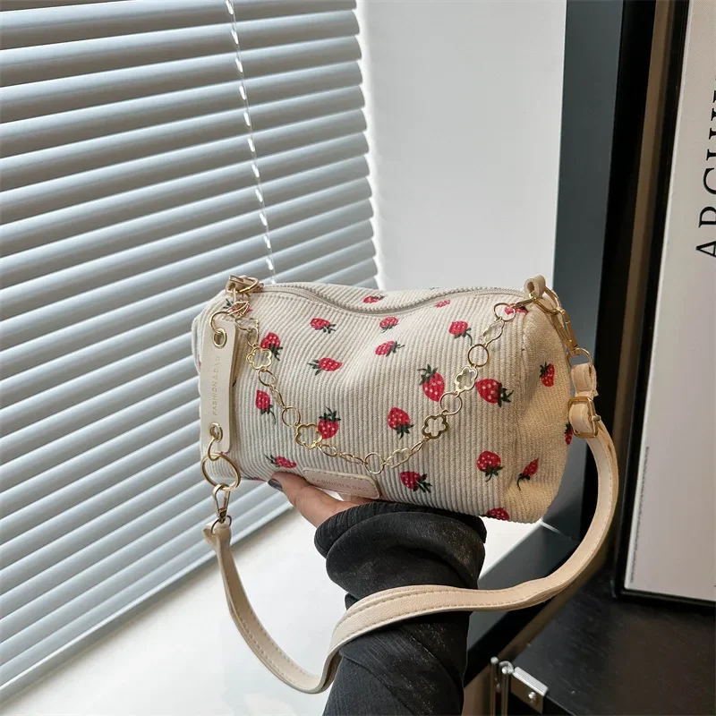 Korean version ins fashionable cute girl pillow bag  summer new simple casual shoulder bag trendy women's bag