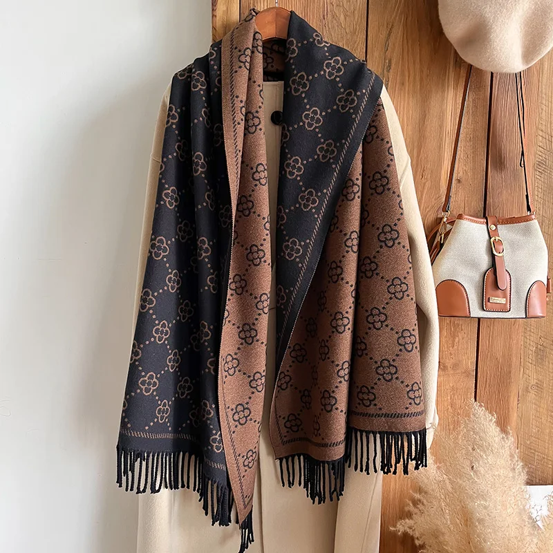 Marken-Jacquard-Design, zweiseitiger Winterschal, Kaschmir, weich, warm, lange Fransen, Pashmina-Schal, kältebeständig, winddicht, Deckenschal – Detail 12