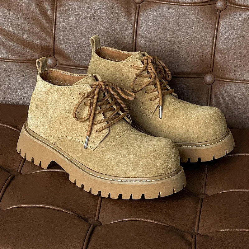 Męskie buty casual z dużym okrągłym noskiem, wysokiej jakości, brązowa skóra nubukowa, gruba podeszwa, modne buty skórzane męskie na pokaz mody, rozmiary 44 45 46