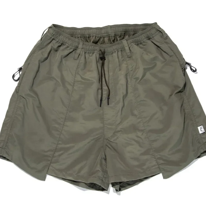 Japan Style New Arrival COMFY Nylon Waterproof Loose Shorts 22SSity Fashion CMF Capris