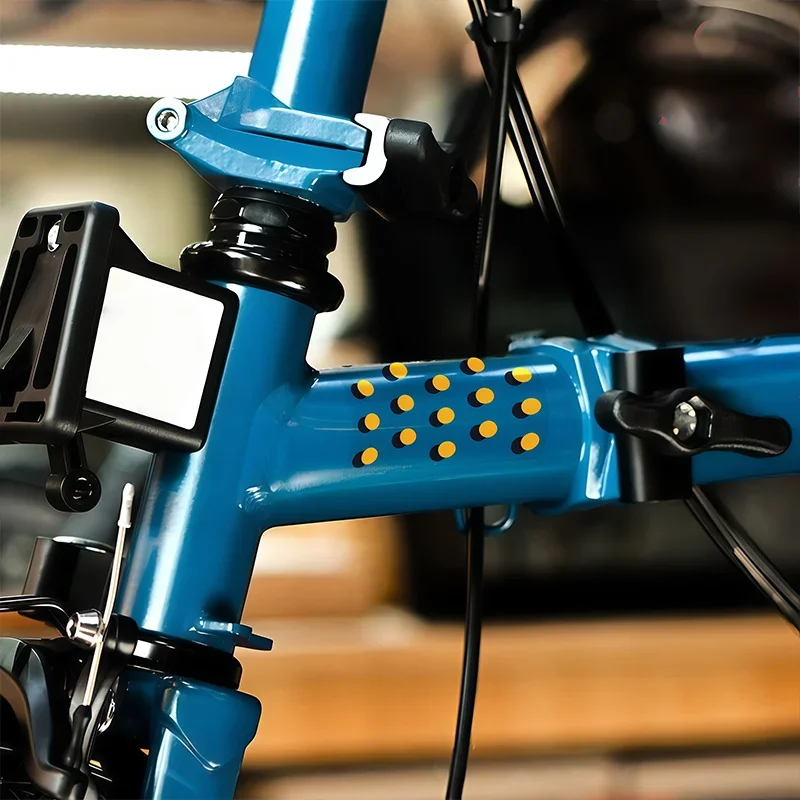 

Sticker waterproof and sunscreen easy to stick without leaving marks Shadow effect multi-color optional polka dot design cycling