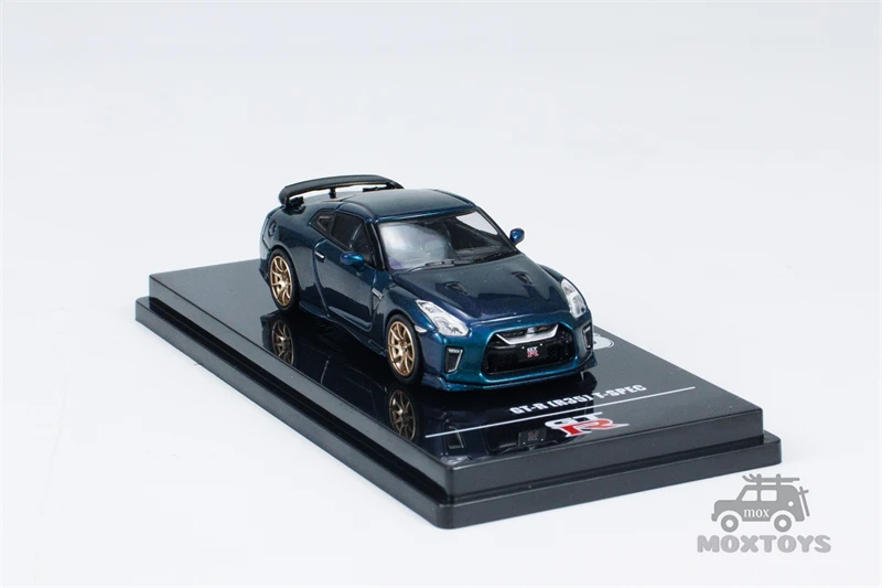 INNO 1:64 GT-R (R35) T-SPEC Midnight Purple Diecast Model Car