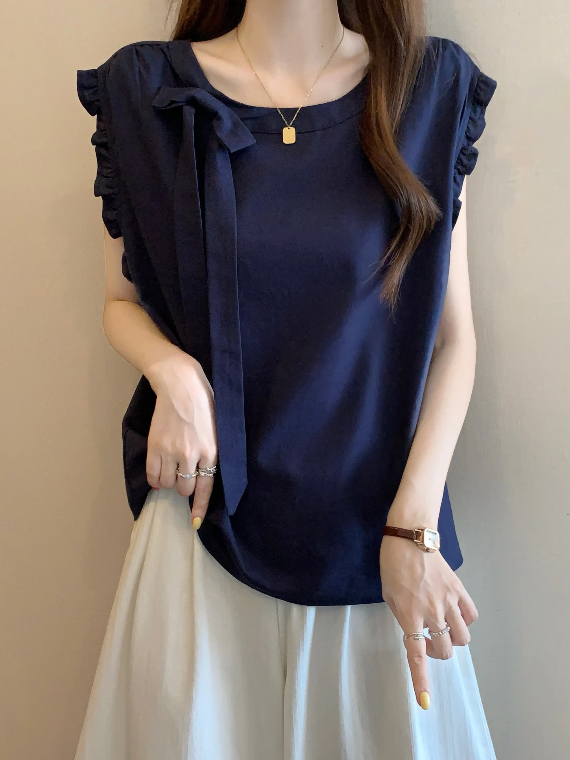 เสื้อกั๊กสีน้ำเงินทรงหลวมสำหรับผู้หญิง ฤดูร้อน รุ่นใหม่ สไตล์สลิม ไหล่ยาว ใส่เป็นเสื้อนอกได้ สวมใส่สบาย ระบายอากาศดี เสื้อลำลอง