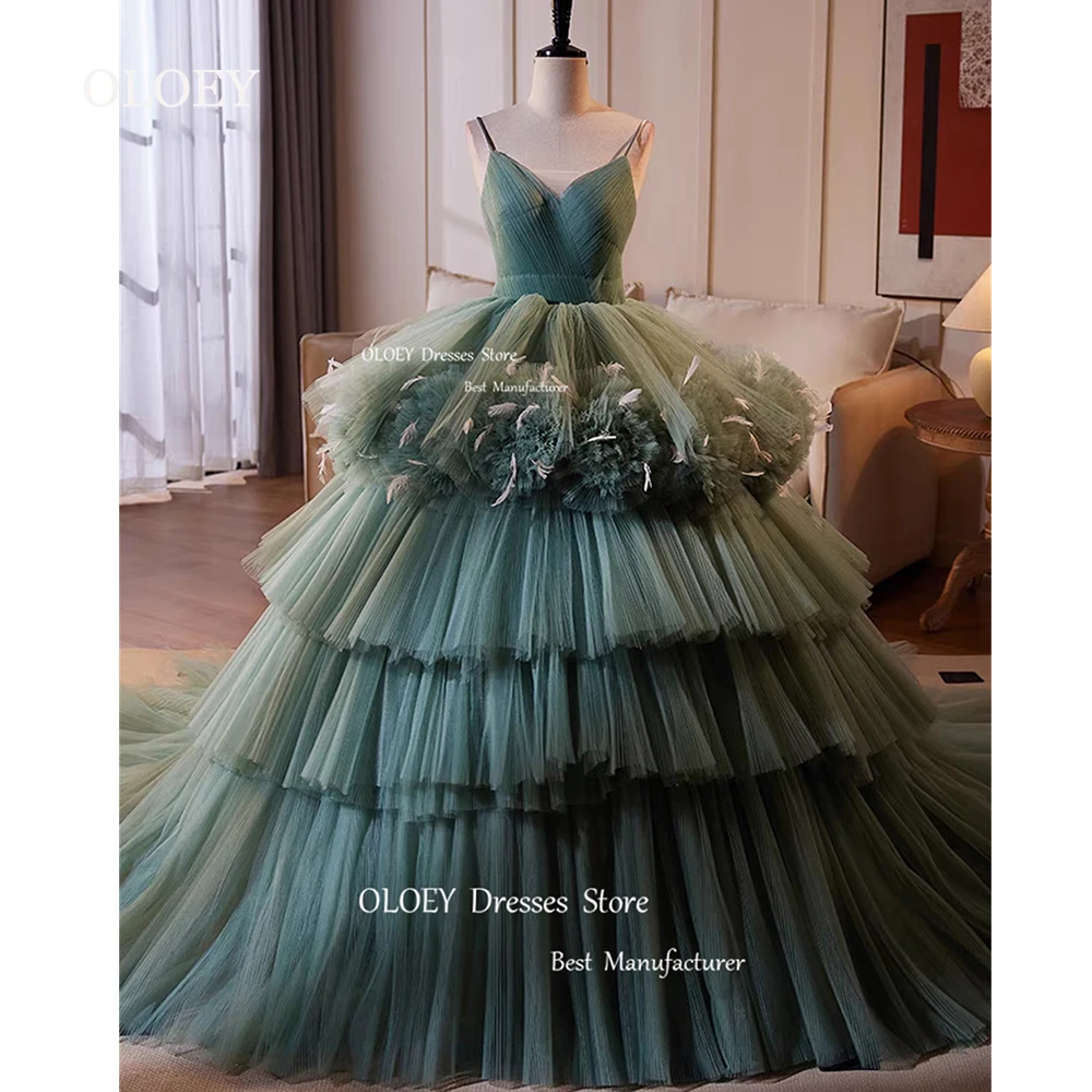 OLOEY Exquisite Dark Green Prom Dresses Tiered Silky Organza Feathers Performance Dress Sleeveless Floor Length Party Dress