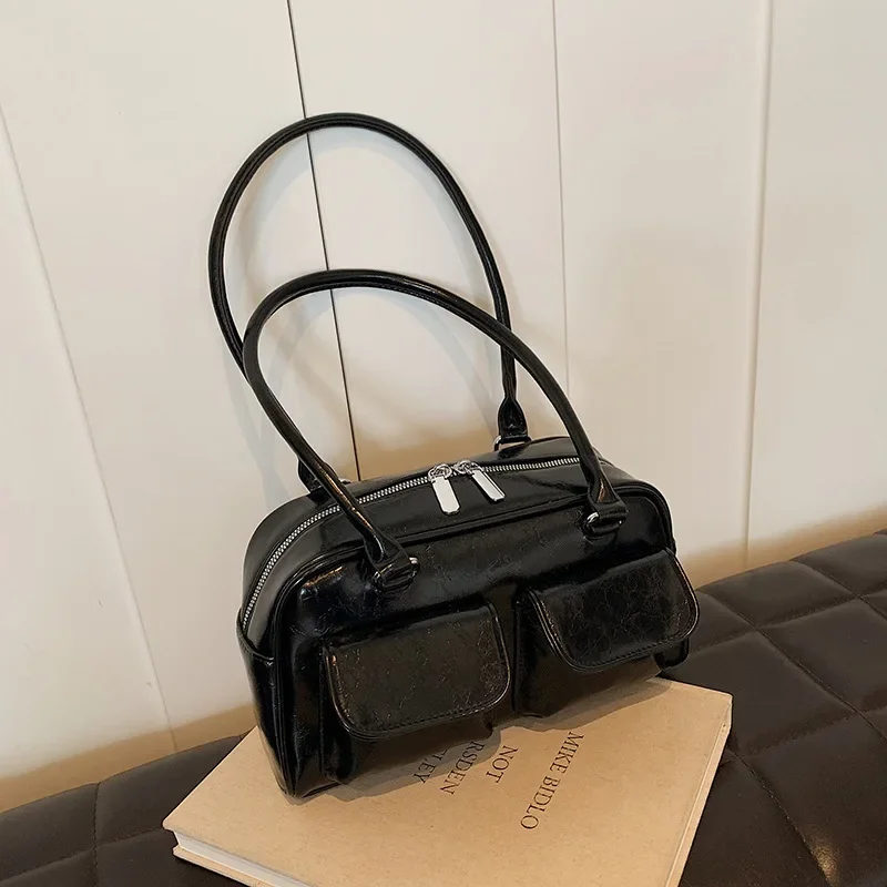 

Stylish Underarm Tote Bag for Women-New Style in Autumn 2025, Trendy and Simple Shoulder Bag with A High-end Feel for Work