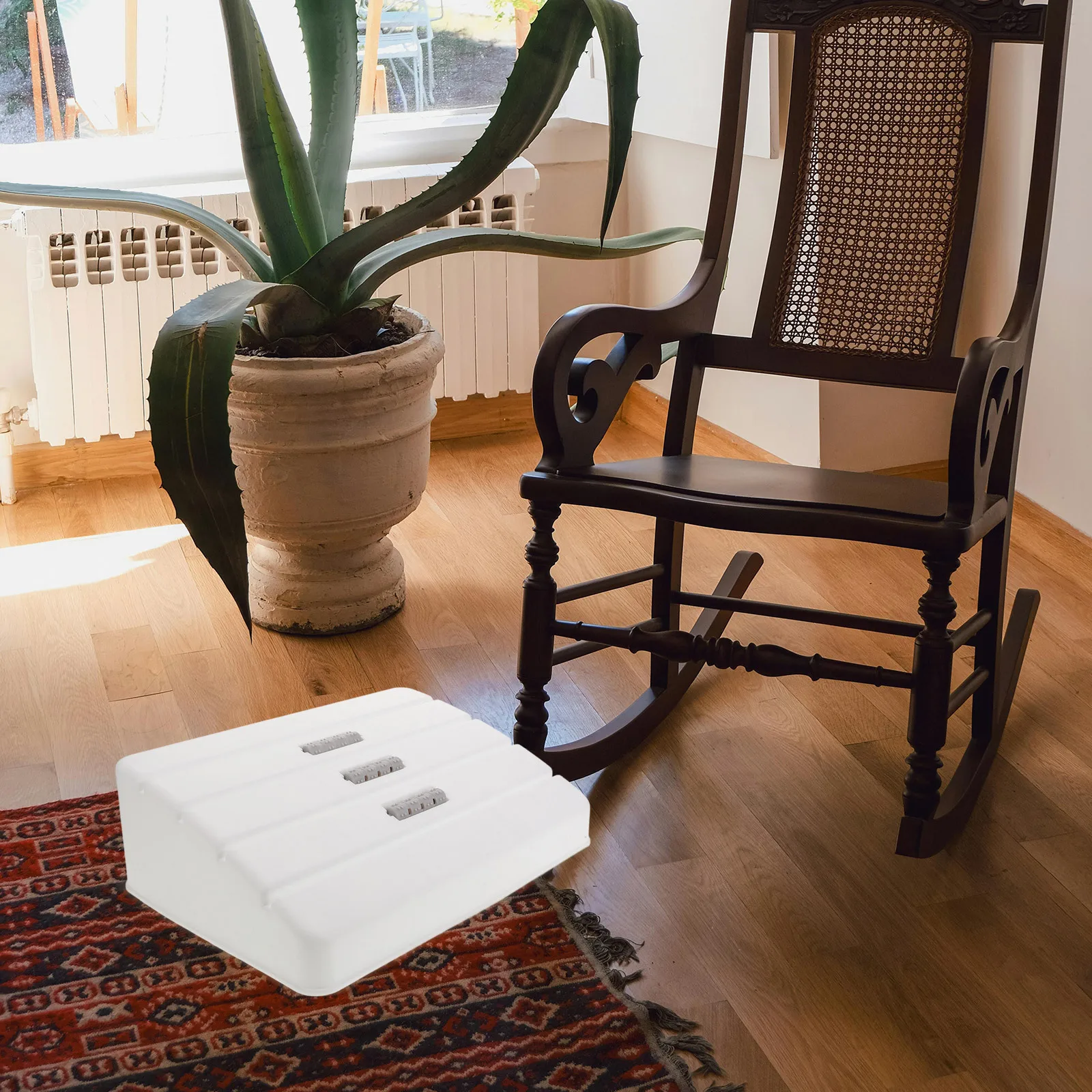 

Toilet Squatting Stool Non Slip Stool Plastic Footrest for Office Bathroom Bedroom Multi Purpose Foot Rest Toilet Footstool