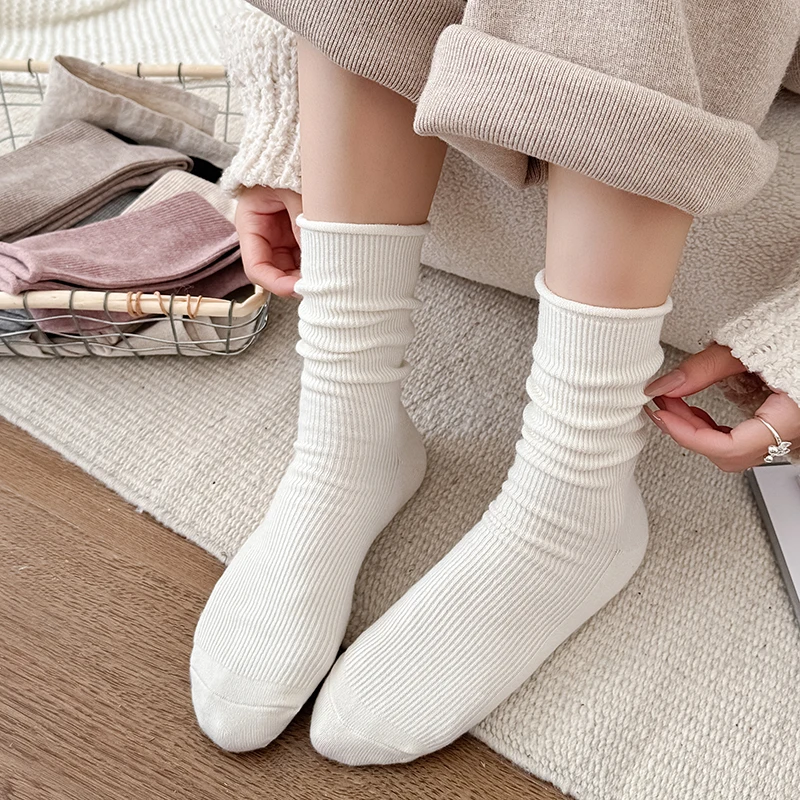 Dicke Socken für Damen, neue einfarbige, klassische, lässige Komfort-Crew-Socken, lange, atmungsaktive, warme, adrette, lose Socken, gestreift