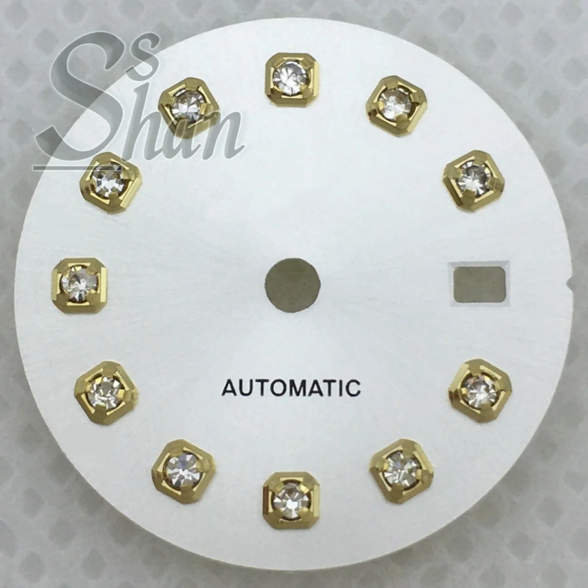 20.5mm watch dial is equipped with gold and silver rose gold diamond index, suitable for the pearl dial of the NH05 movement