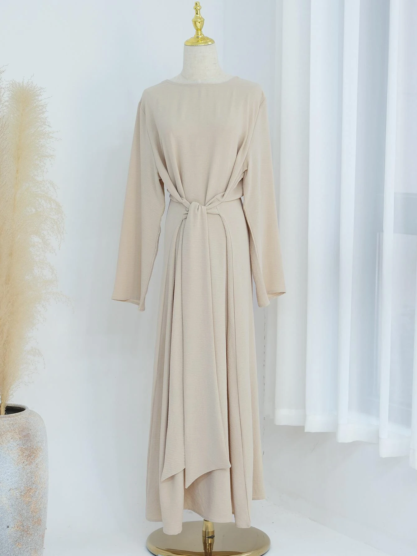 2025 Fashion Dubai Solid Belt Long Dresses For Muslim Woman Elegant Casual Marocain Islam Saudi Plain Caftan Turkish Clothing
