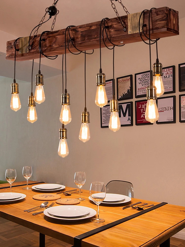 Lustre en bois massif de style industriel américain, décoration de bar et de restaurant, rétro, nostalgie, luminaire suspendu vintage d'intérieur