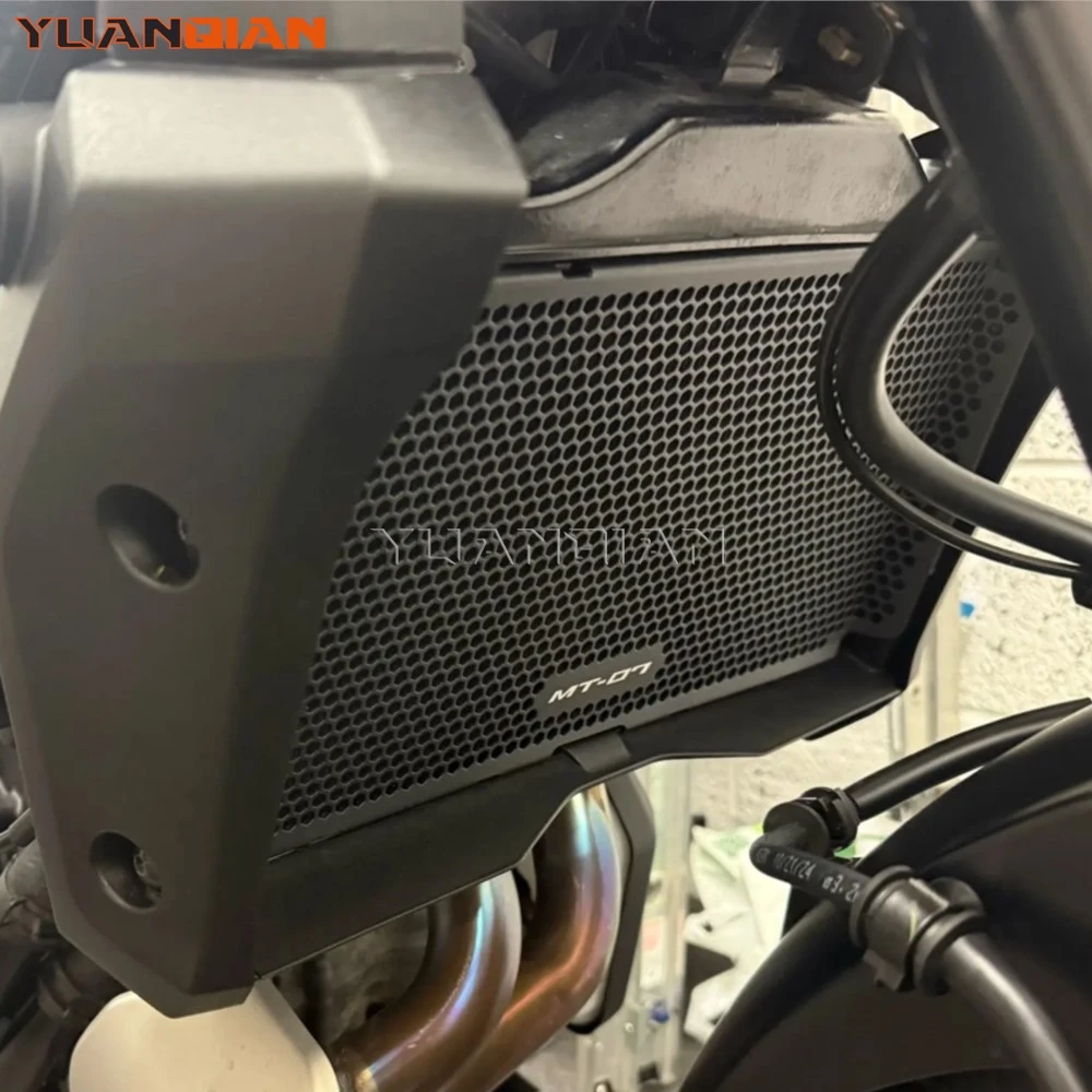 

New Motorcycle Accessories Radiator Grille Guard Cover Fuel Tank Protector For Yamaha MT-07 MT07 MT 07 mt07 mt 07 2025 2026 2027