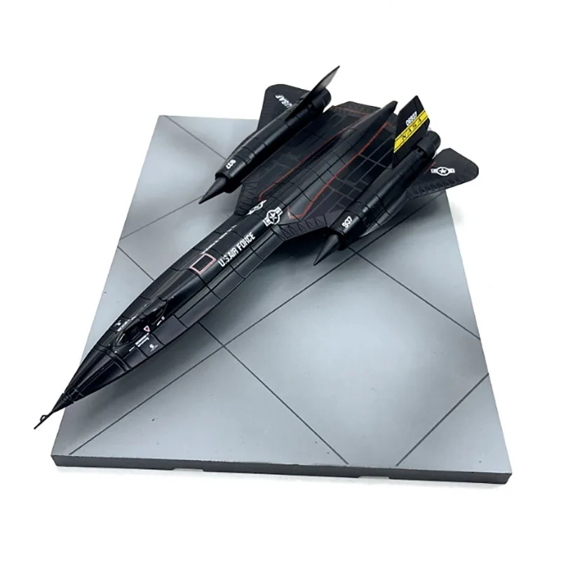 

Die Cast America 1:144 Scales Fighter Aircraft Model Alloy US SR71 Blackbird High Altitude Reconnaissance Plane Model Simulation