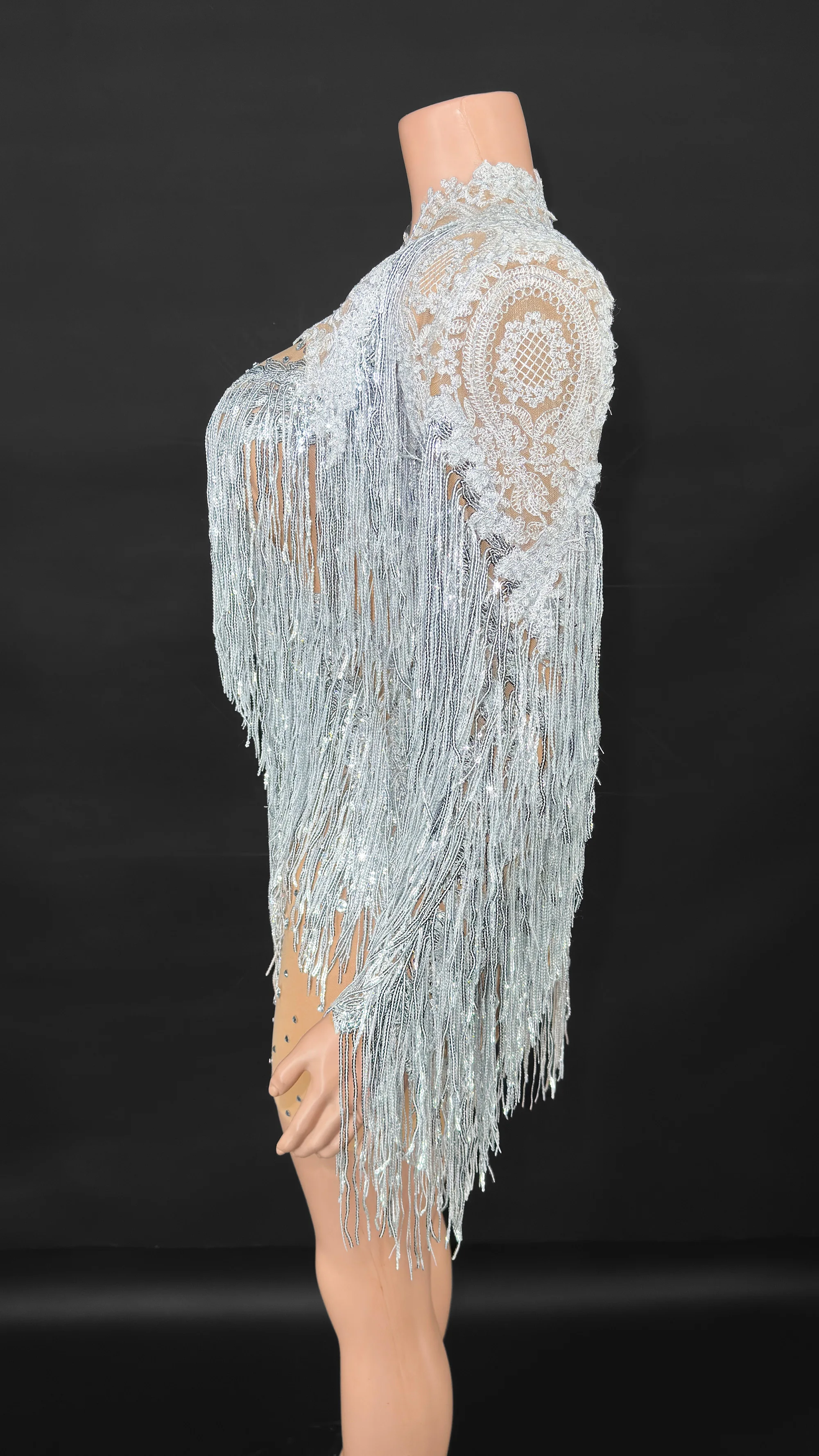 ZD サテンボディスーツセクシーな弾性ラインストーンタッセルナイトクラブウエディングクリスタルフリンジレオタードカジュアルダンスステージ着用