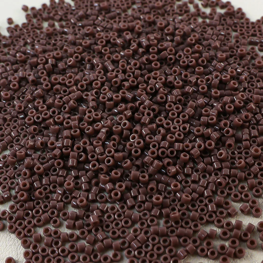 Japanische importierte einfarbige Miyuki Delica Rocailles-Schmuckperlen, geeignet für alle Arten von DIY-Handarbeiten, 10g – Detail 16
