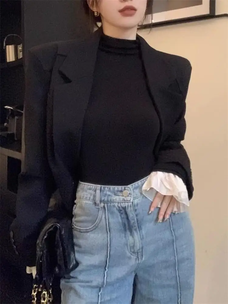 Koreaanse coltrui met lange mouwen Basic T-shirt voor dames Herfst en winter Slanke zwarte warme top Mode magere elegante dame T-shirt
