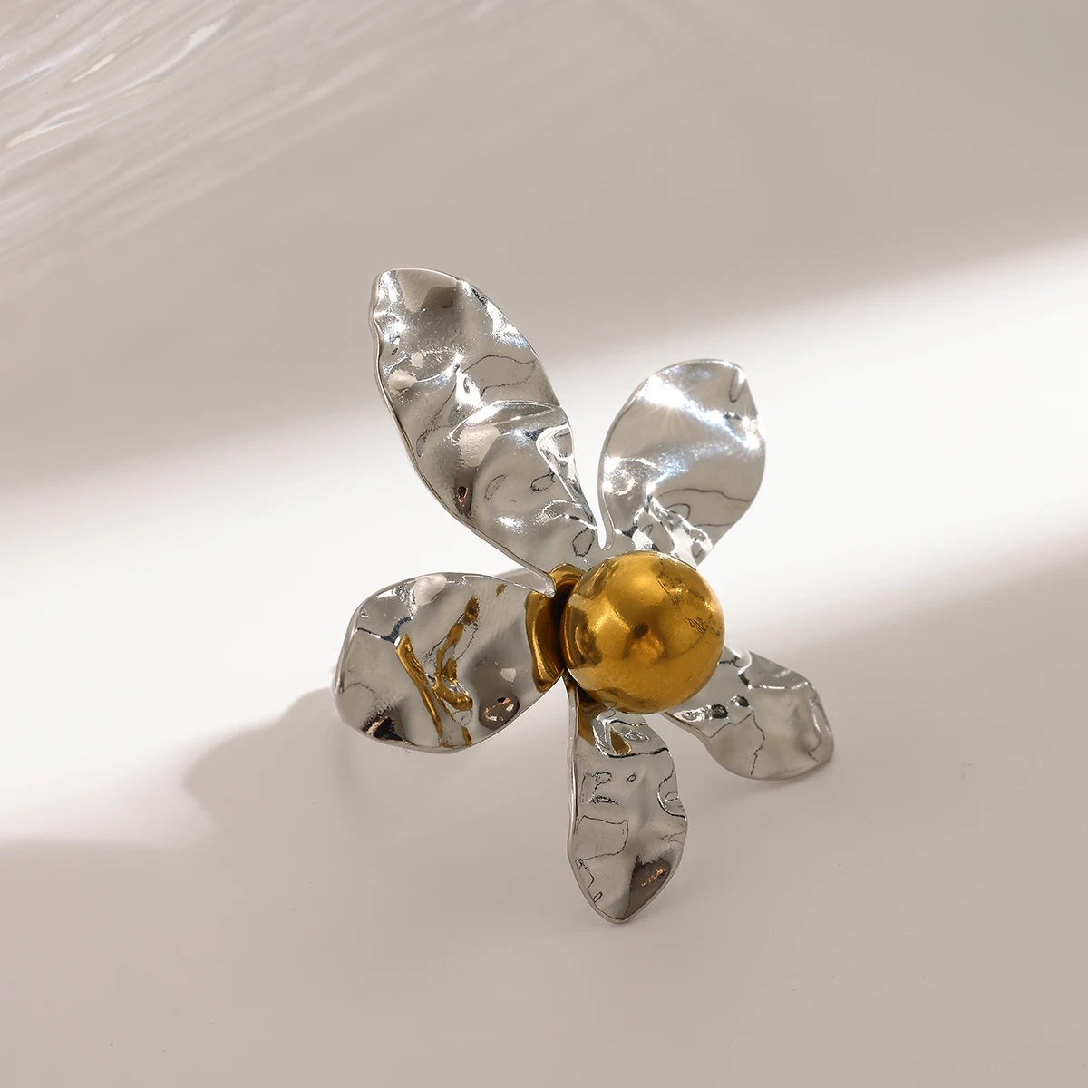 

Trendy Gold Plated 304 Stainless Steel Open Ring Geometry Hammered Mixed Color Flower Finger Ring Jewelry for Women Thanksgiving