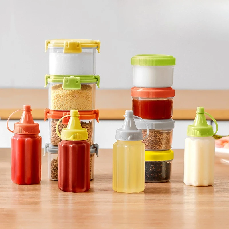 

4Pcs Mini Sauce Bottles Condiment Dispenser Ketchup Bottle Mustard Salad Dressing Sauce Bento Container Kitchen Accessories